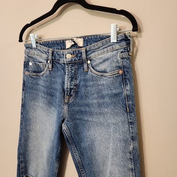 We The Free Size 26 Medium Wash Distressed Skinny Jeans - Picture 5 of 10